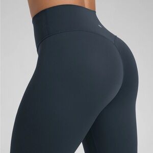 NWT-CRZ YOGA Secretsculpt™ No Front Seam Legging 25'' true navy Leggings
